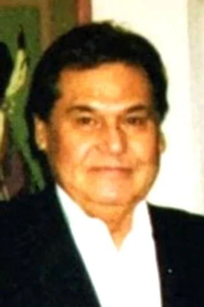 Ronald Holt Profile Photo