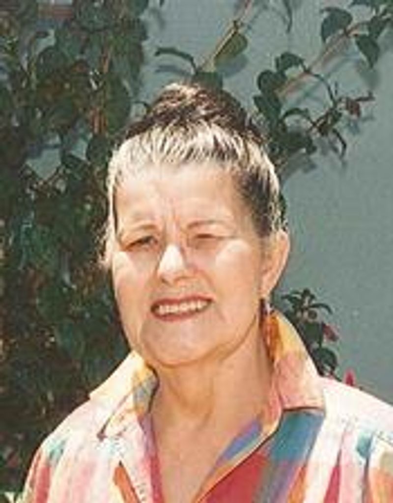 Juanita "Mikki" Lee (Chestnut) Betts