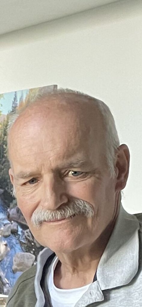 Robert Johnson Profile Photo
