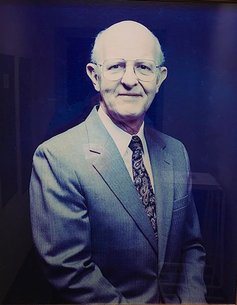 Walter Foster, Md