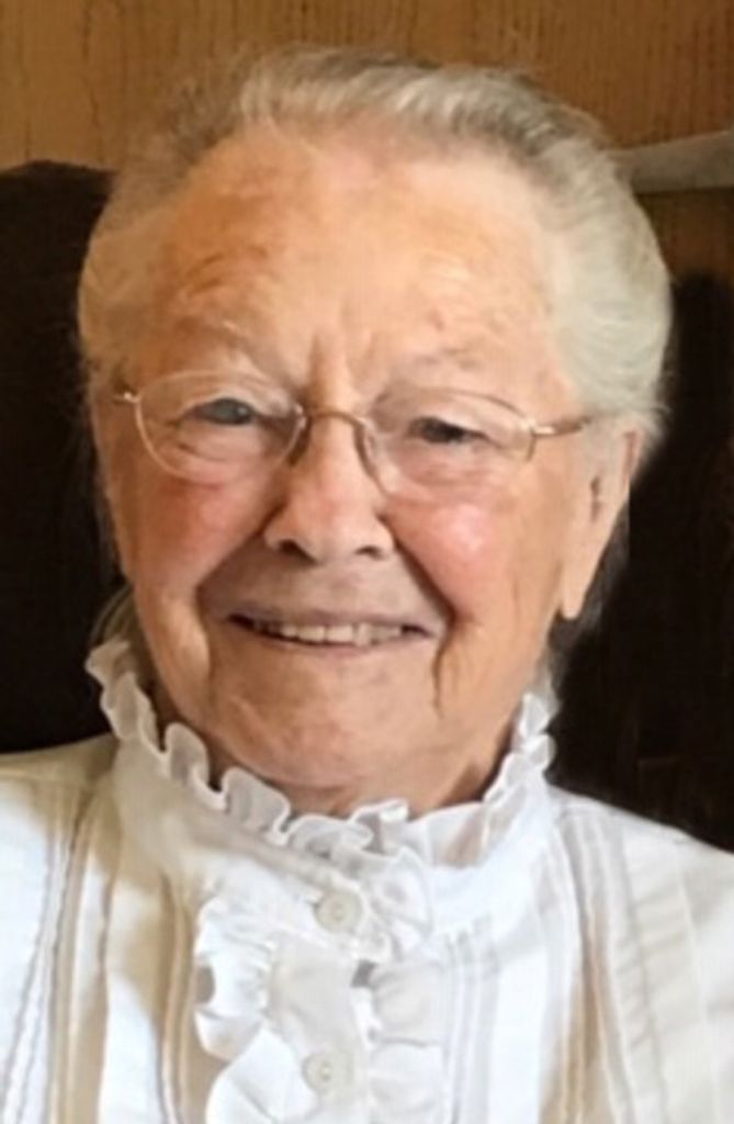 Betty Jo Poppe Profile Photo