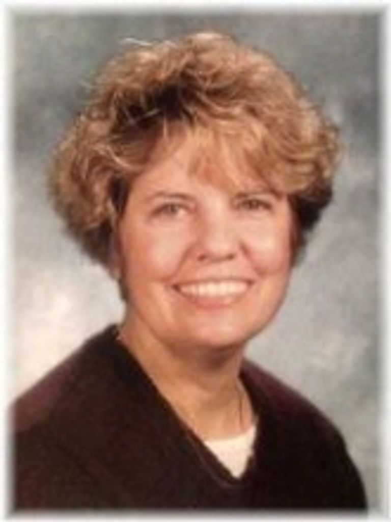 Lorena "Renee" Zinnert