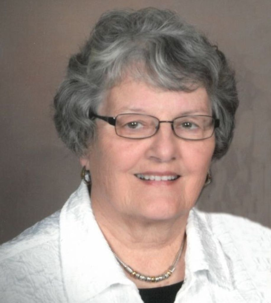 Elaine Mary Hennen