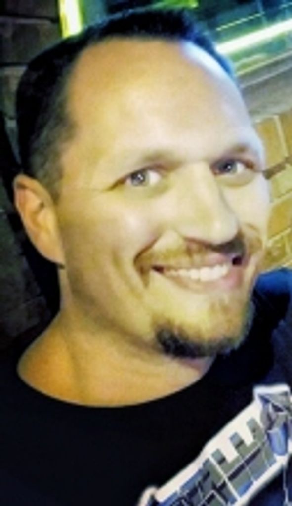 Daniel R. Wisniewski