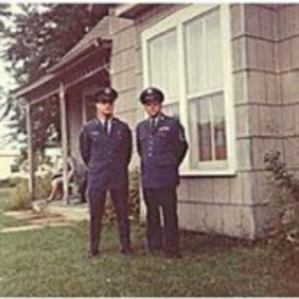Max E Bonnell
