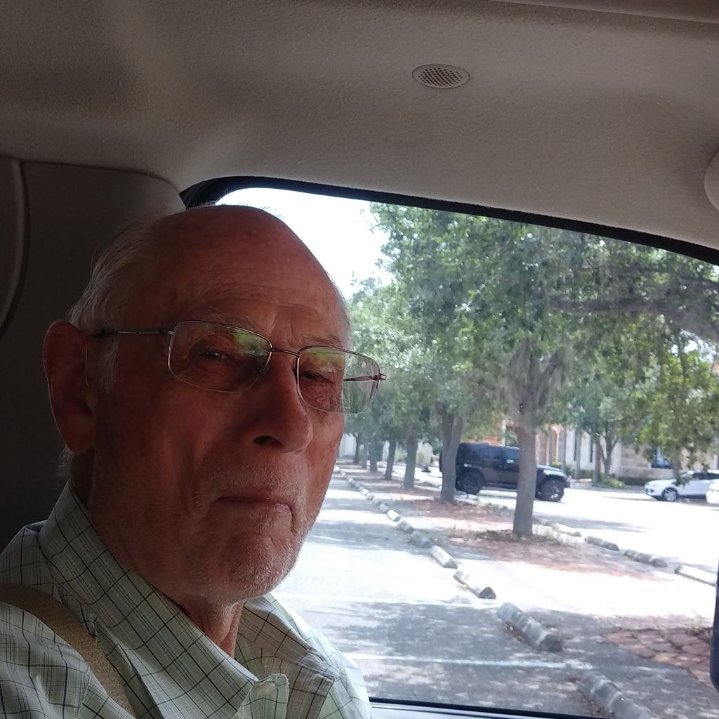 Kenneth Lloyd Mcelwain Profile Photo