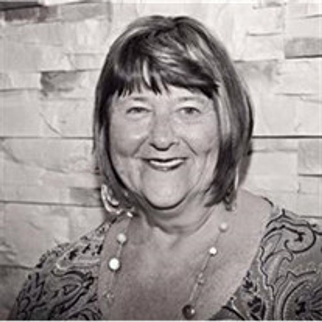Christine Ruff