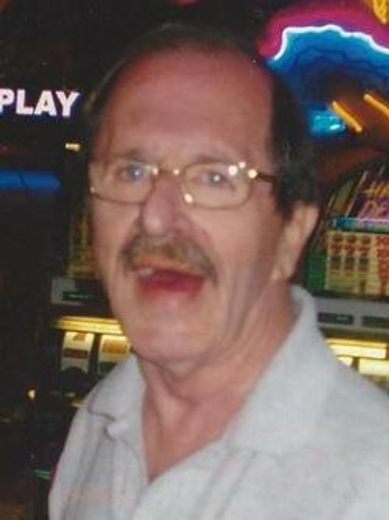 William 'Bill' Giles Profile Photo