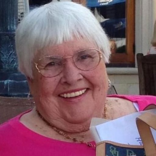Eva Rodriguez Profile Photo