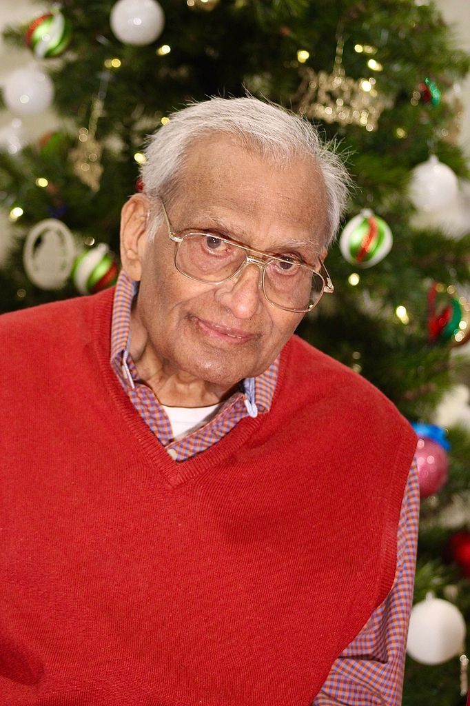 Dr. Raghu R. Vollala Profile Photo