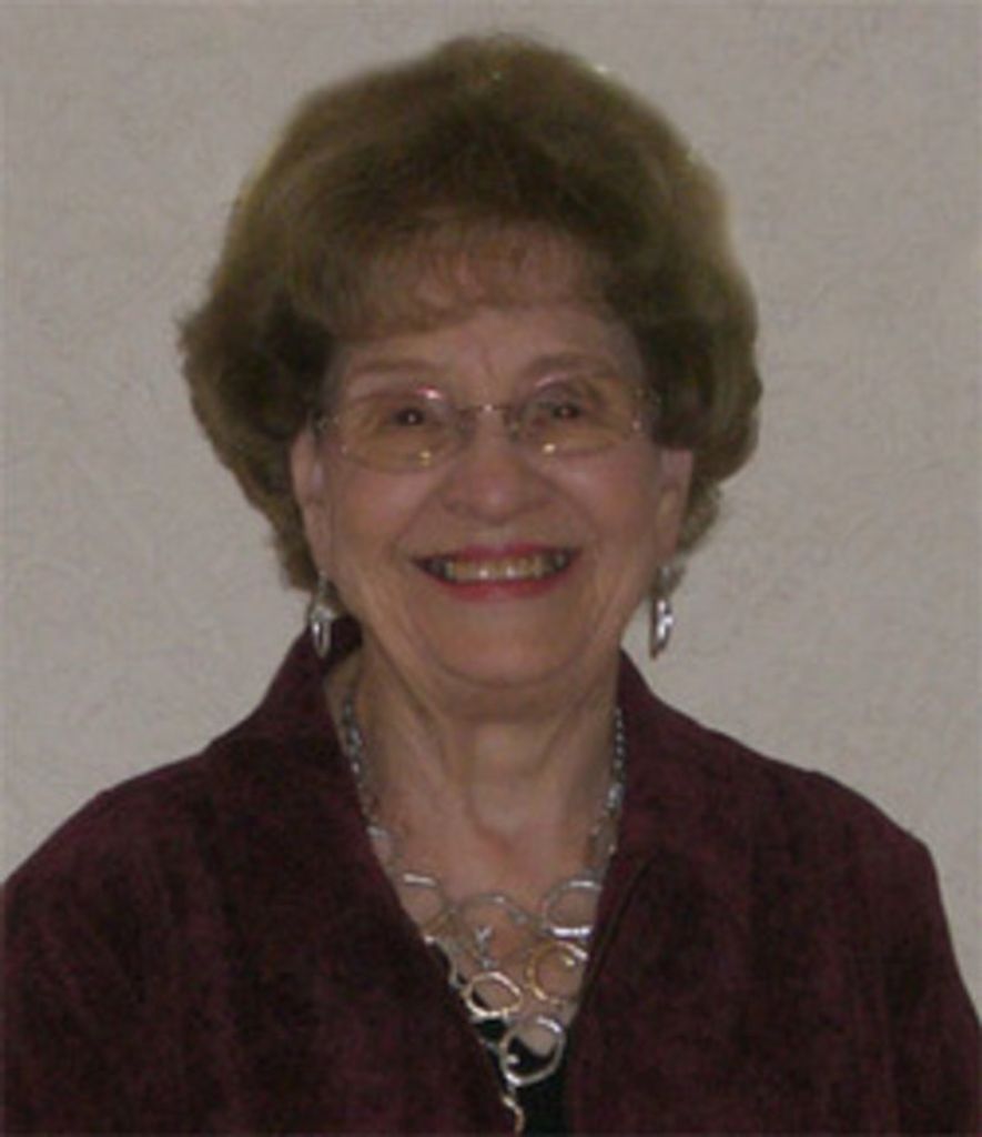 Echo Dillon Profile Photo