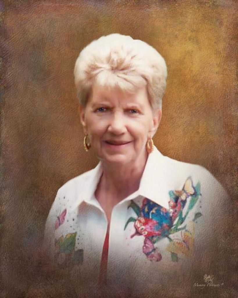 Ruth Robertson Profile Photo