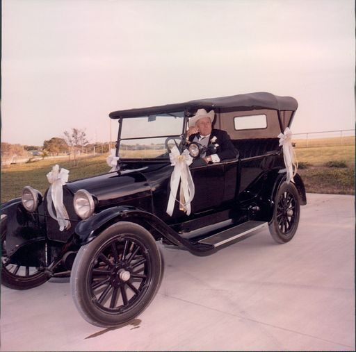 Franklin Dawson Meador photo gallery thumbnail 253 of 288