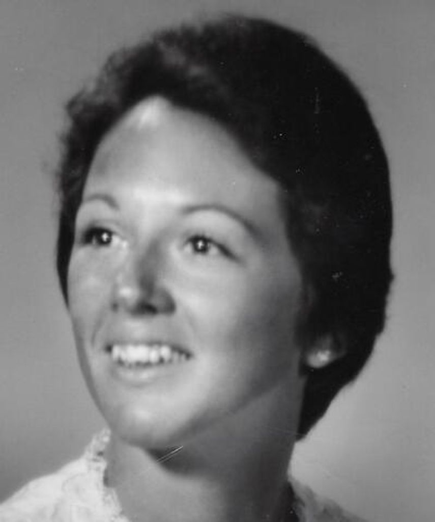 Gretchen Macdonald Profile Photo