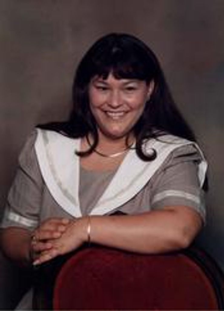 Tina Renee Hollis Profile Photo