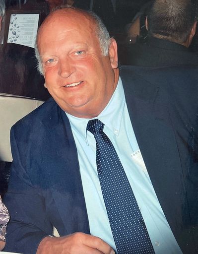 Philip Allen Petzold photo gallery thumbnail 1 of 14