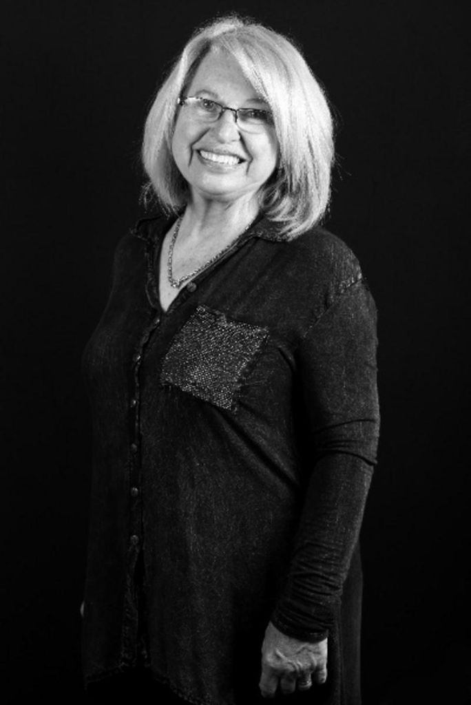 Connie (Simas) Mintegui Profile Photo