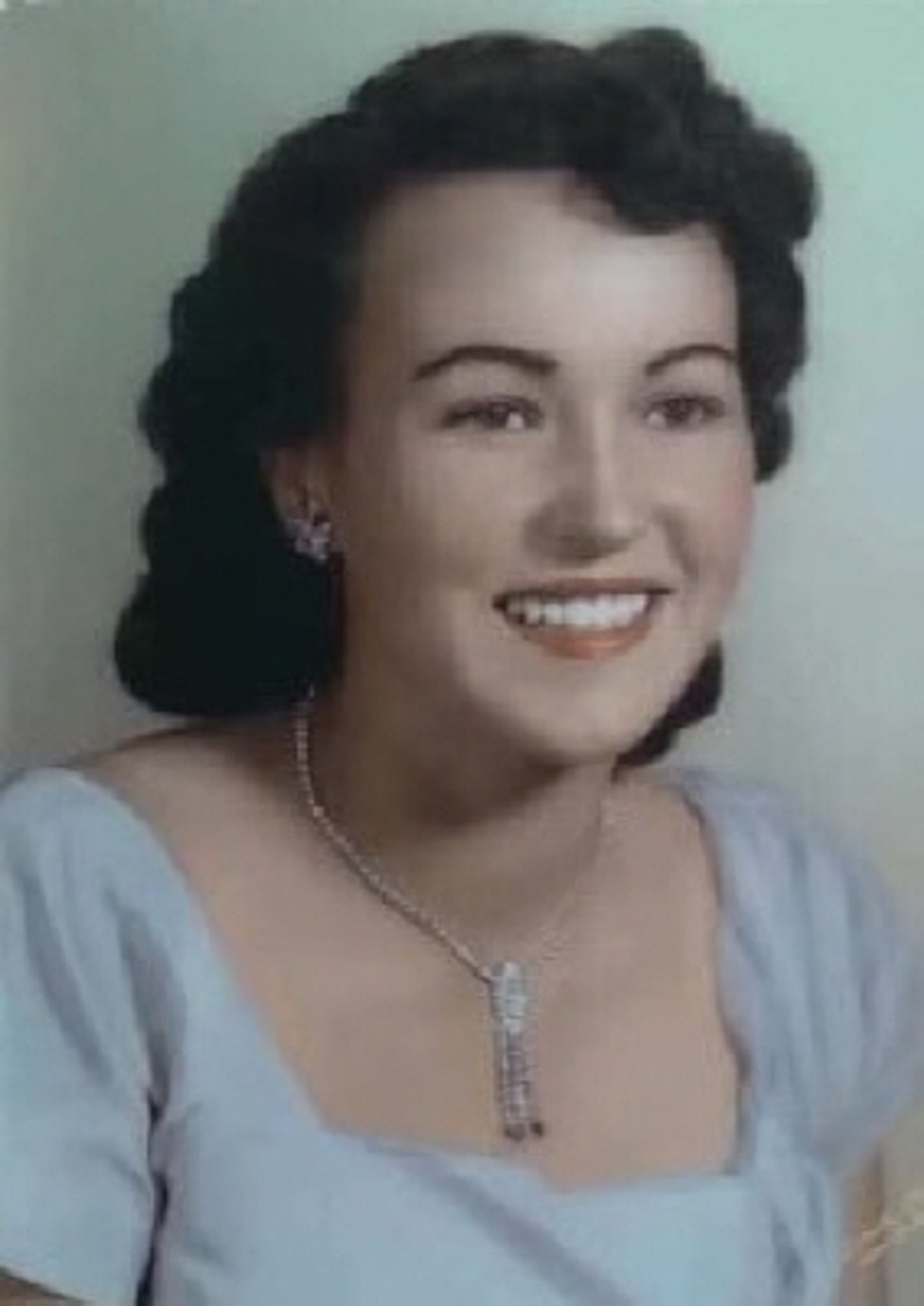 Elizabeth Mae Vaughan photo gallery image 1 of 1