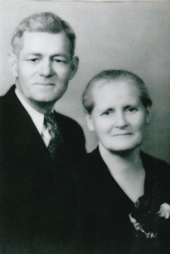 Margaret Murphy photo gallery thumbnail 2 of 58