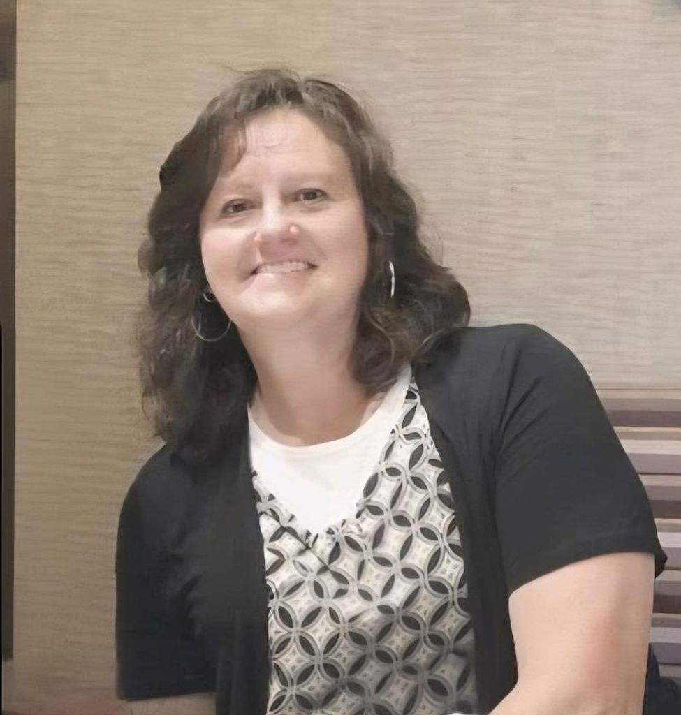 Perri Lynn Huckeby Capps Profile Photo