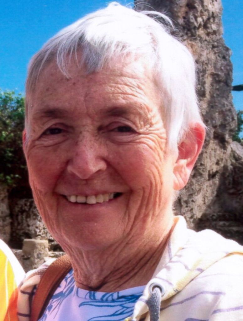 Janet L Hadden