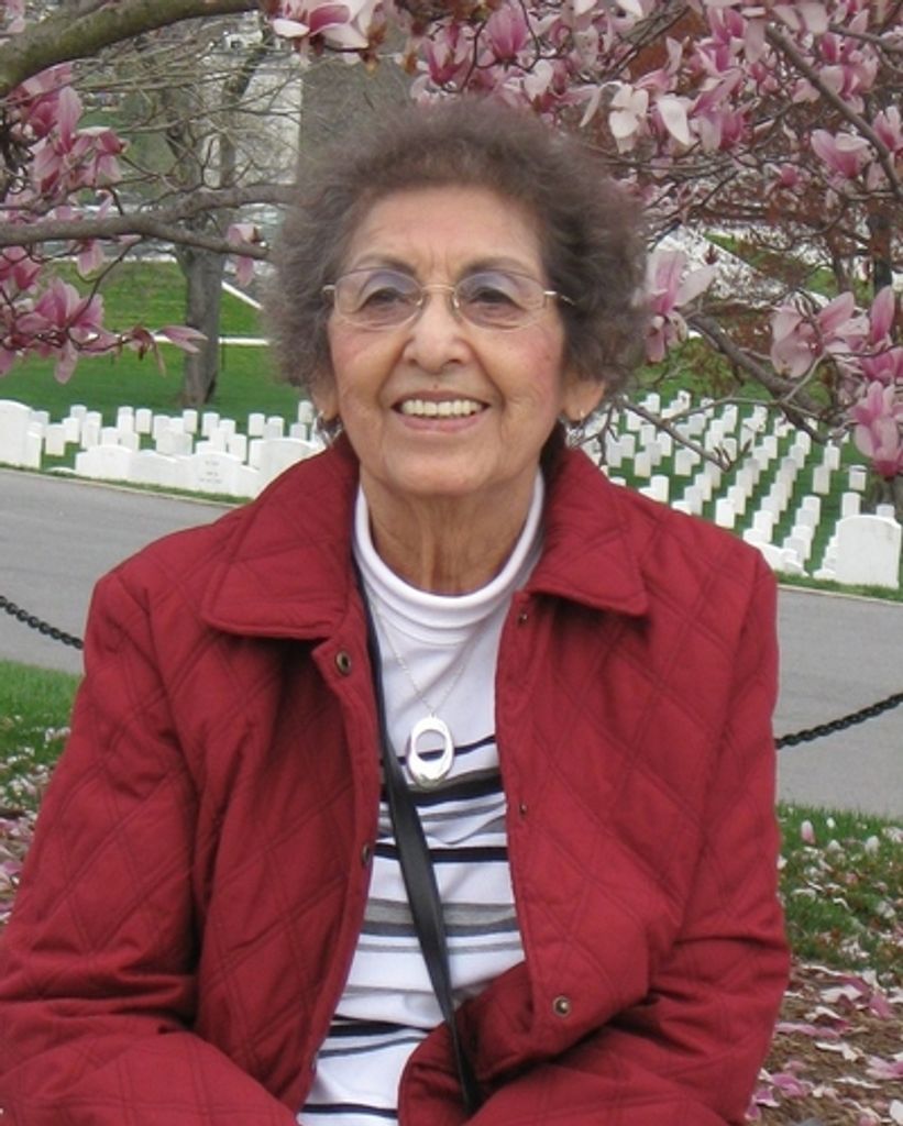 Julia Medina Profile Photo