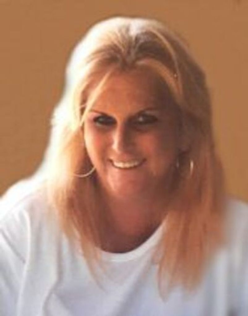 Danelle Lynn (Rauch) Short Profile Photo