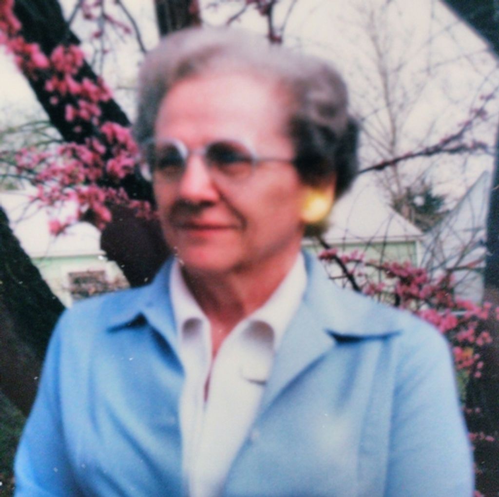 Verna Hickenlooper (Cox) Hickenlooper Profile Photo