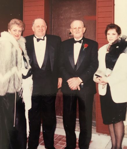 Virgil Elmer Siewert photo gallery thumbnail 116 of 202