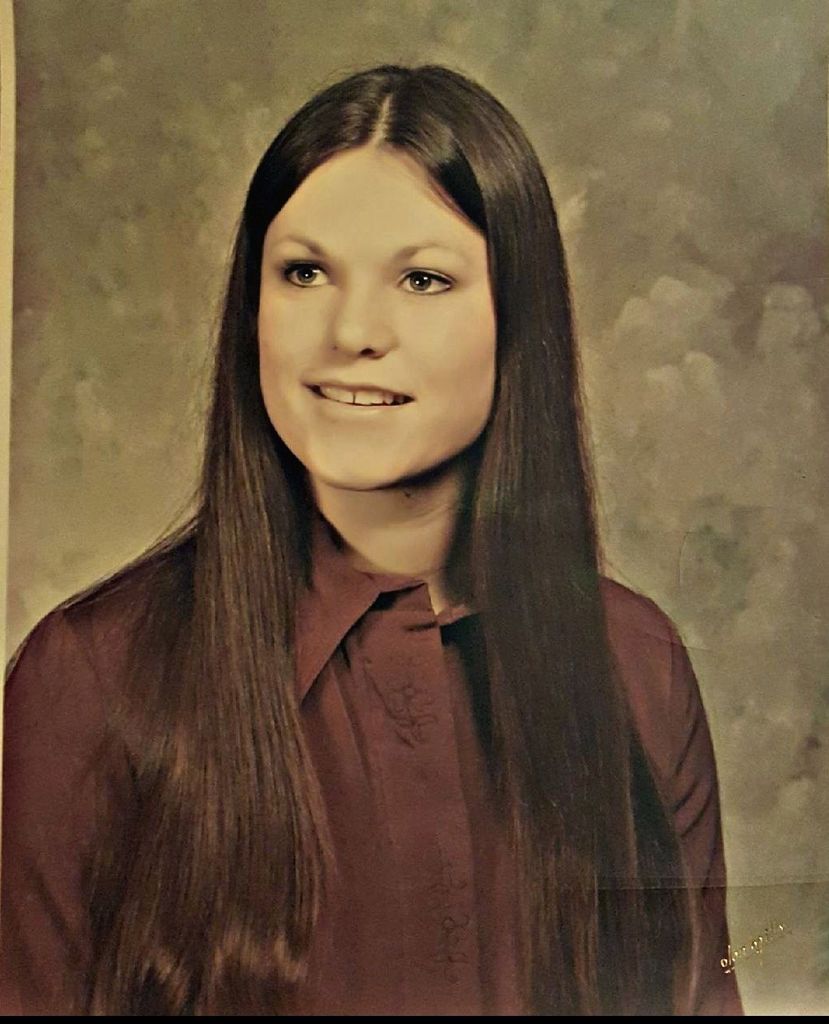 Carolyn  "Beth" Cox