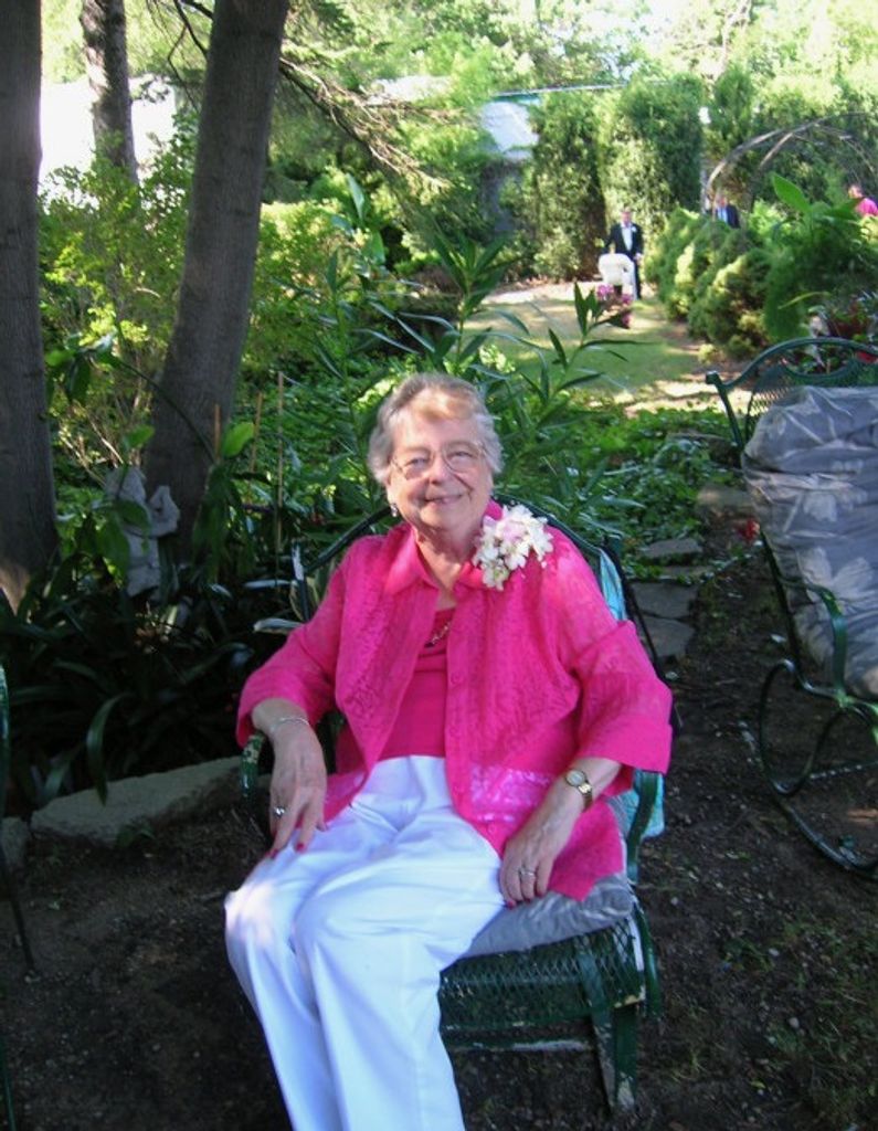 Evelyn Grace Gollinger