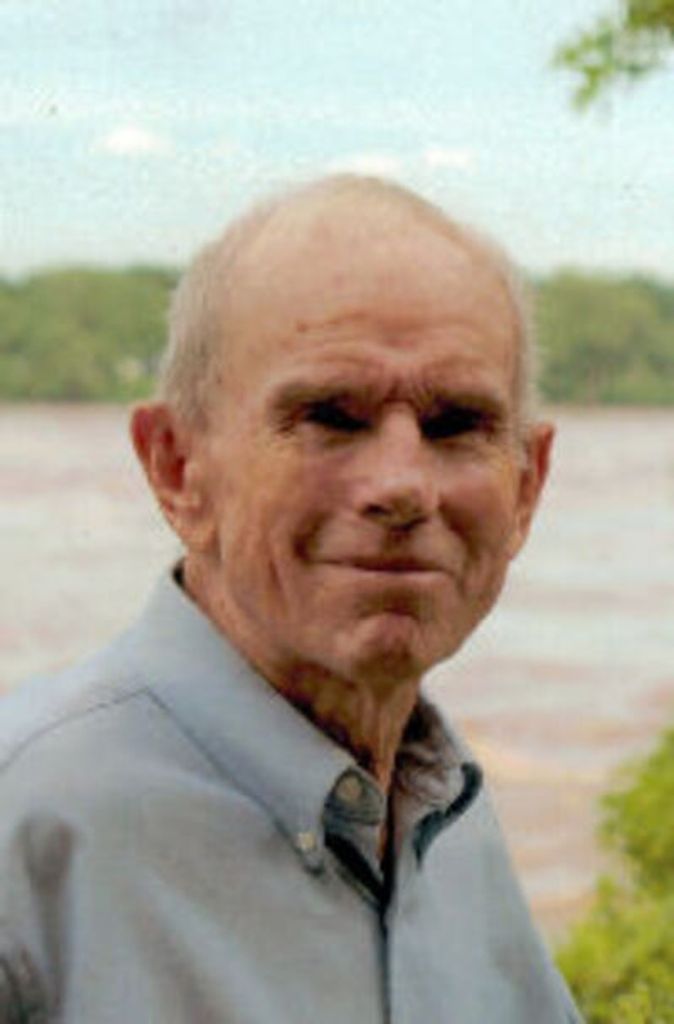 R.C. Lewis Profile Photo