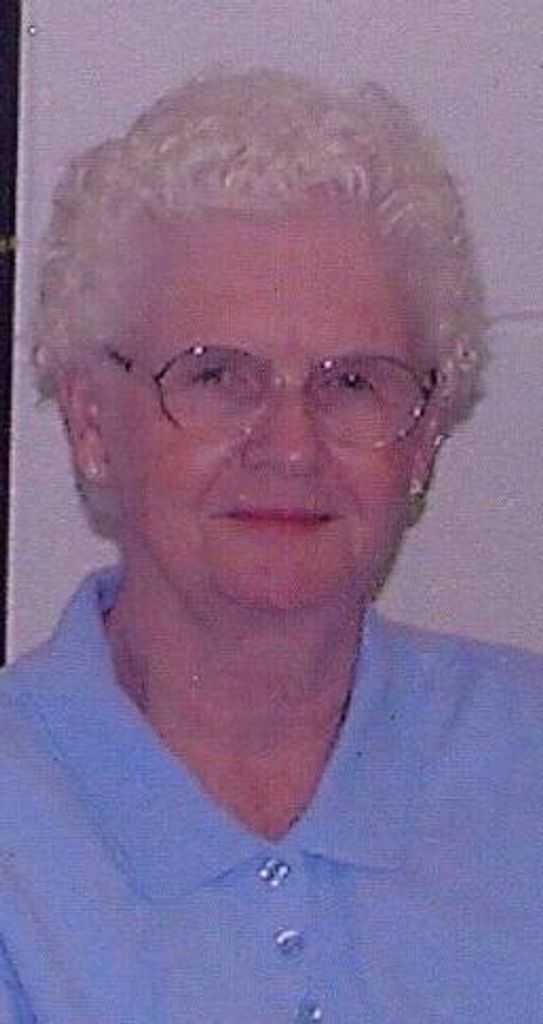 Barbara J. Combs Profile Photo