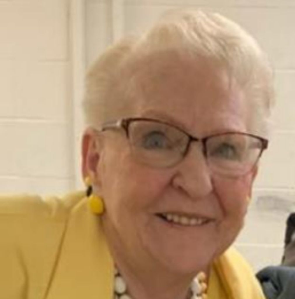 Julia Hockenberry Profile Photo