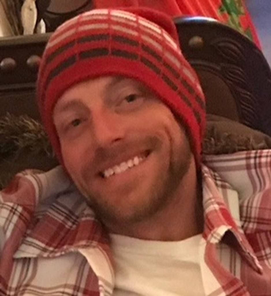 Justin Wayne Hicks Profile Photo