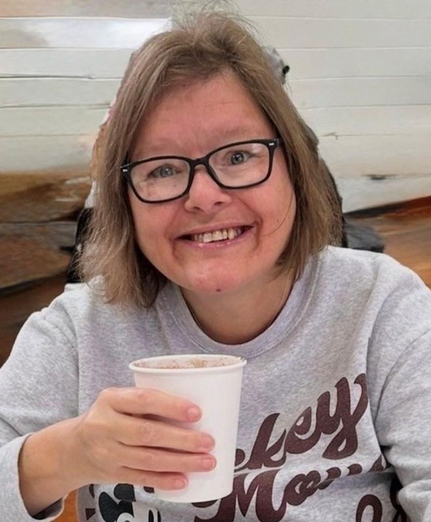 Amy Elizabeth Long Profile Photo