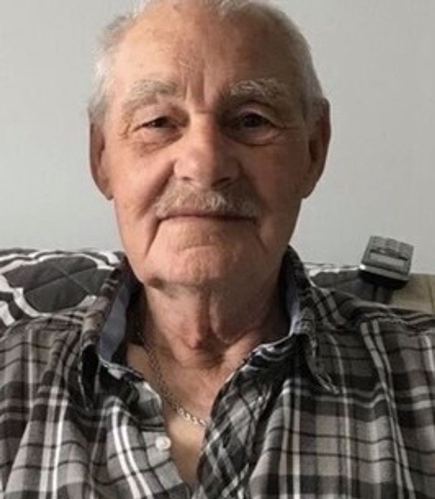 Ephraim Sacrey Profile Photo
