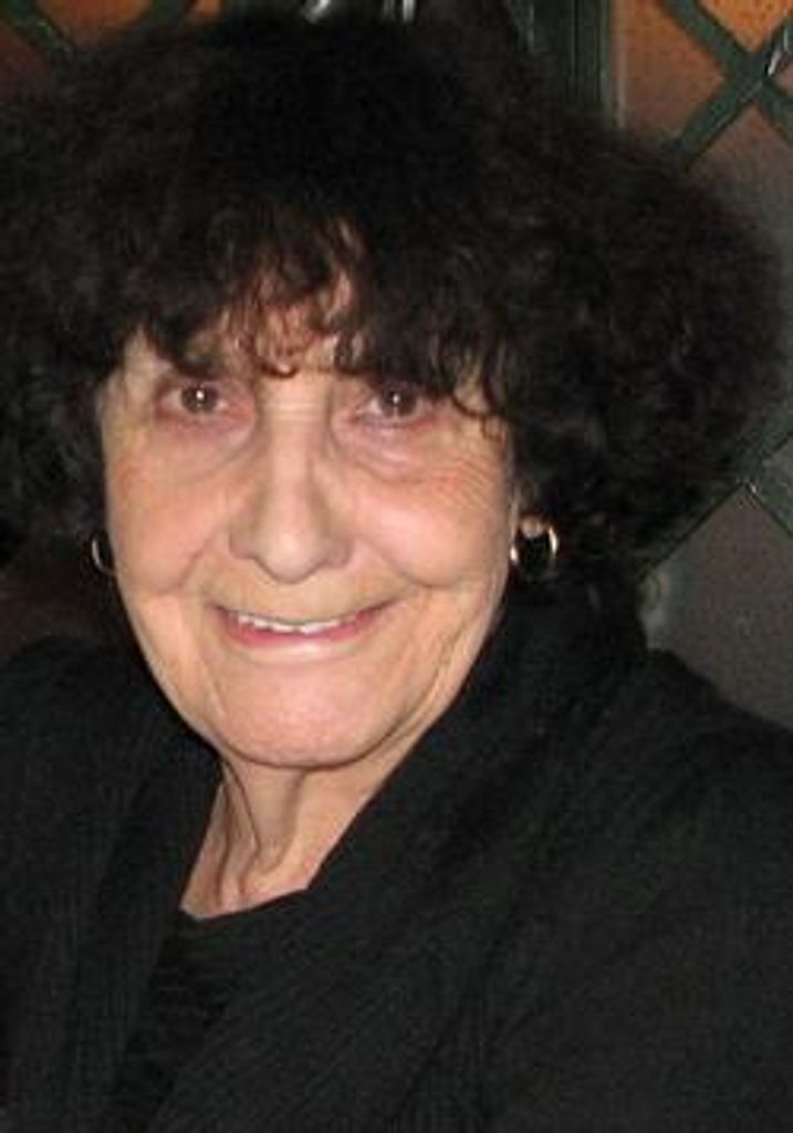 Iris Kett Profile Photo