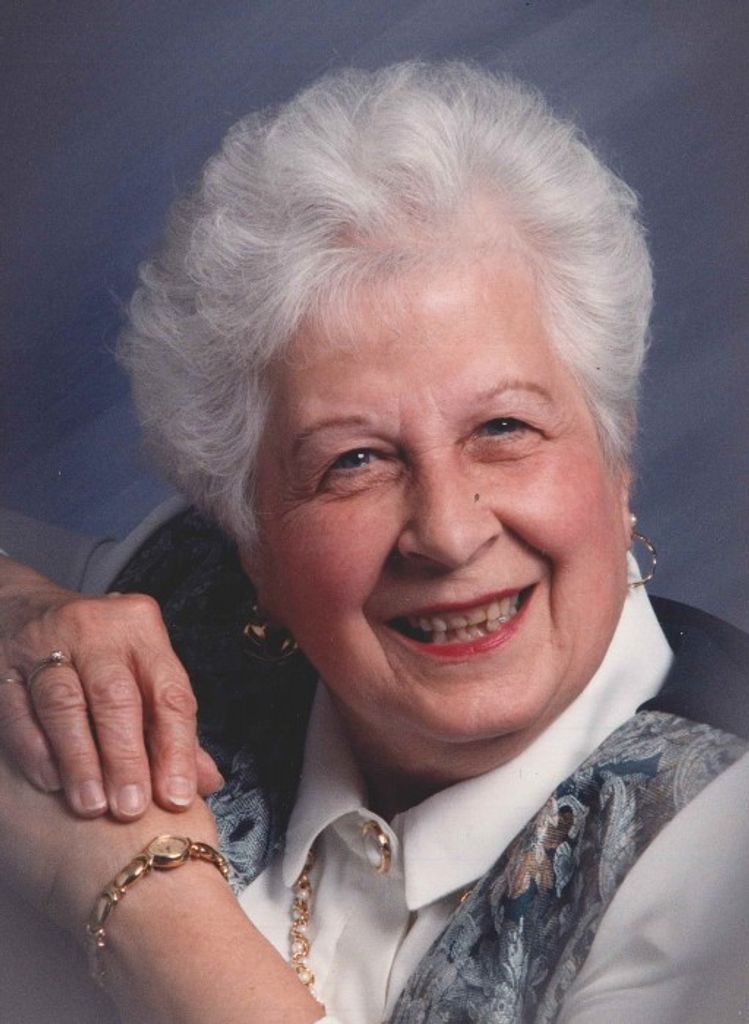 Lorraine Giernett Profile Photo