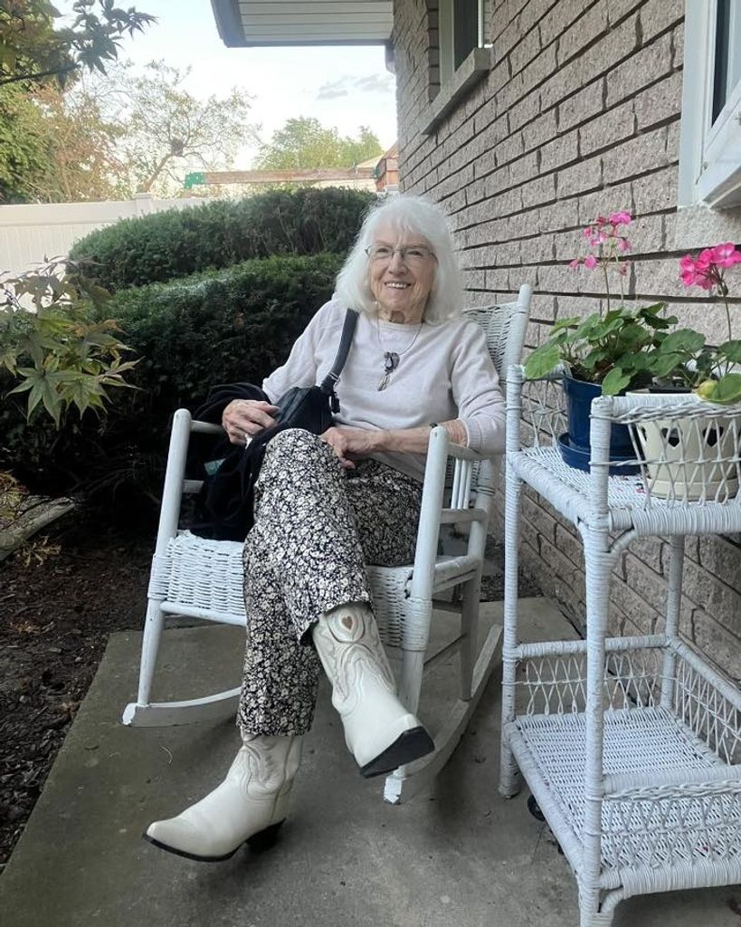 Joan Lucille Minnick