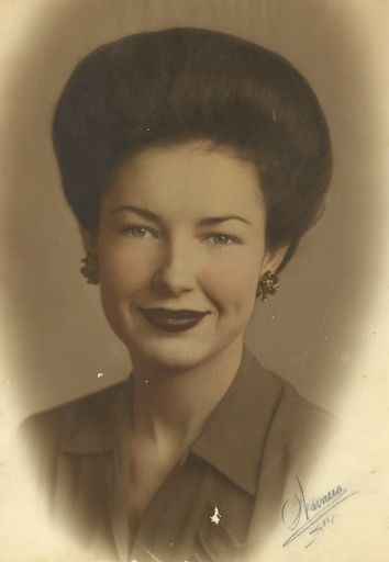 Grace Porter photo gallery thumbnail 20 of 77