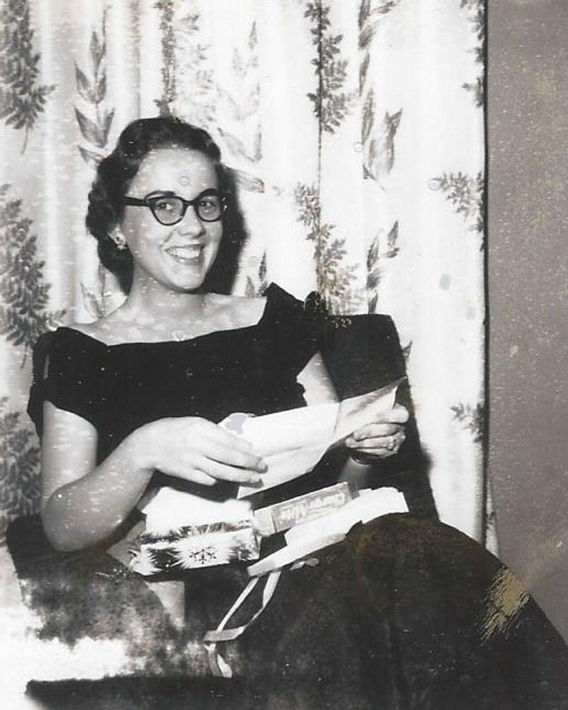 Marjorie Lois (Johnson) Carmony