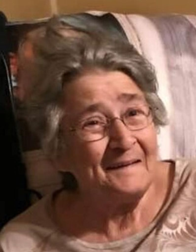 Naomi "Nannette" Schoening Profile Photo