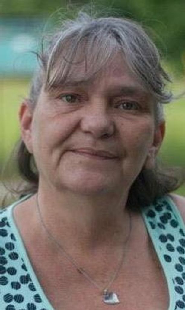 Edith "Edi" Lynn Arnold