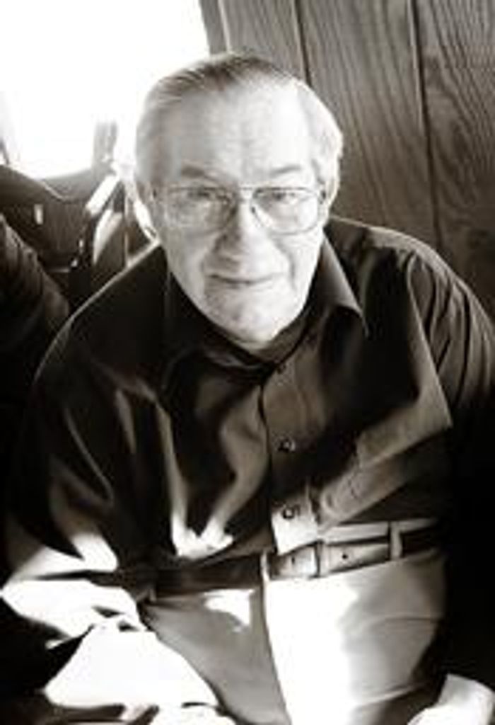 Lloyd Manley Bakke