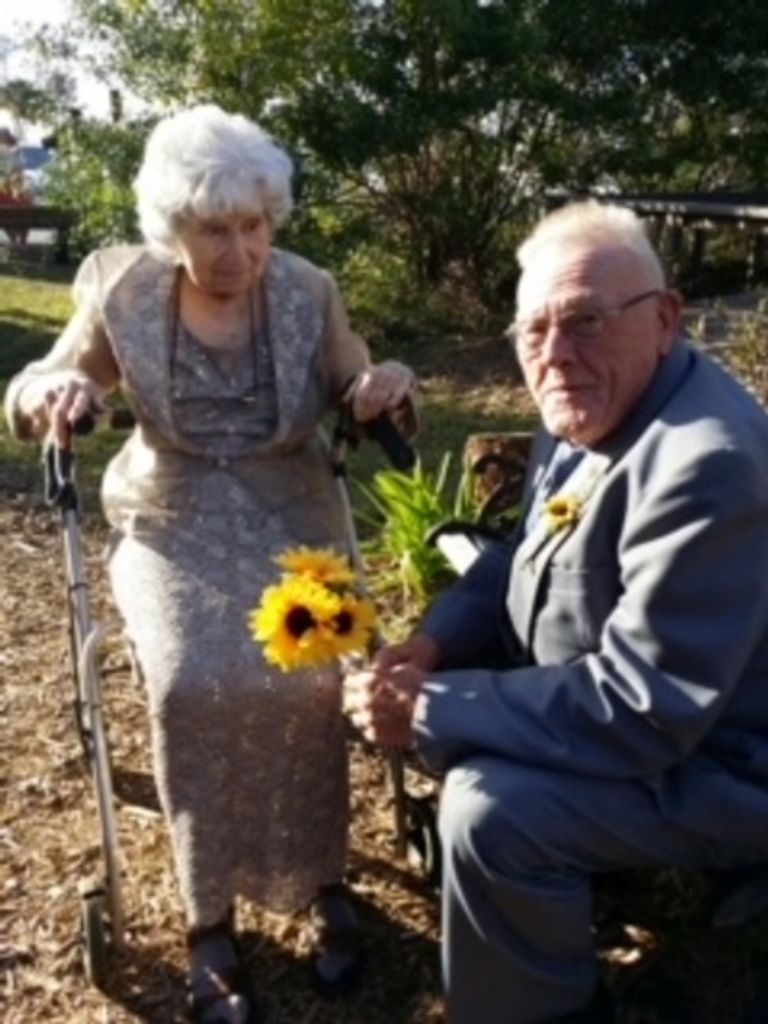 Bernard & Theresa Jastremski Profile Photo