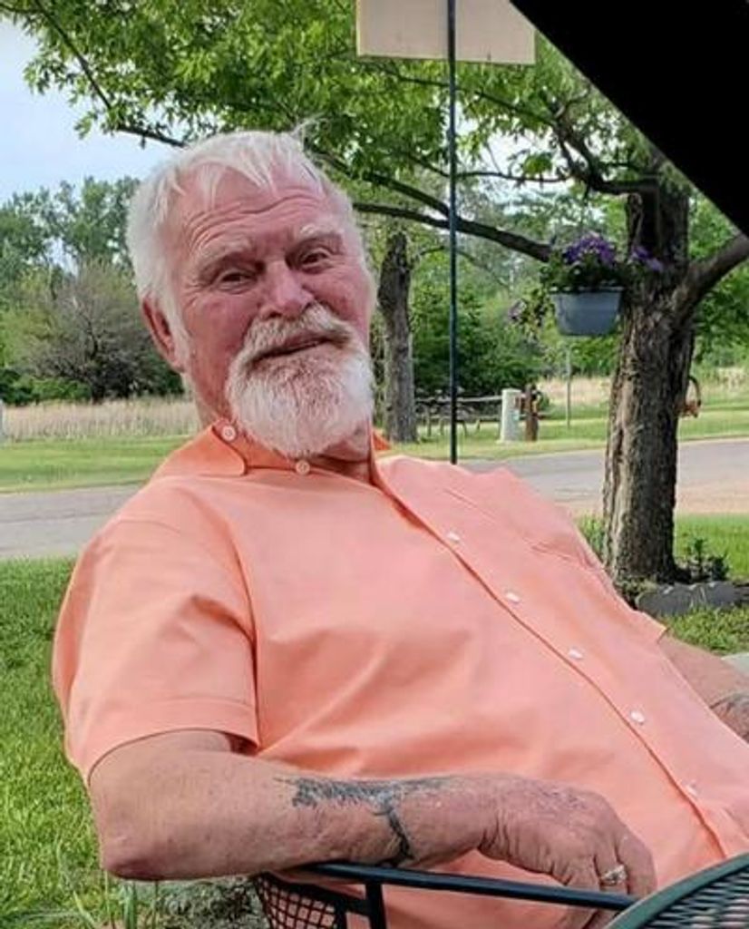 Larry Eugene Pierce Profile Photo