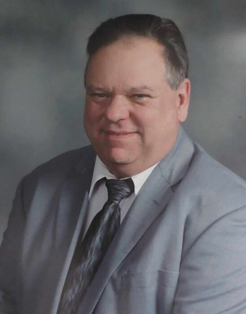 Rev. Thomas Roy Slovensky, Jr. Profile Photo