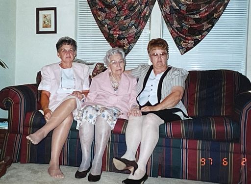 Janice (Mcgee)  Hodges photo gallery thumbnail 32 of 114