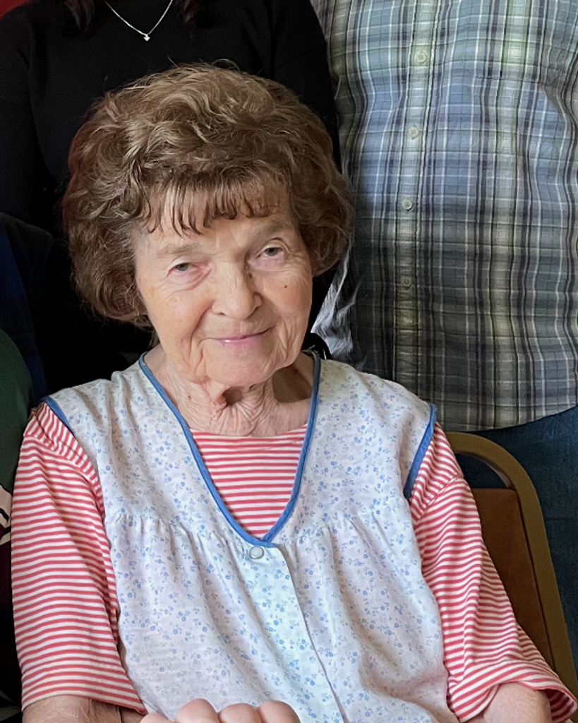 Julia (Hudy) Harahus Profile Photo